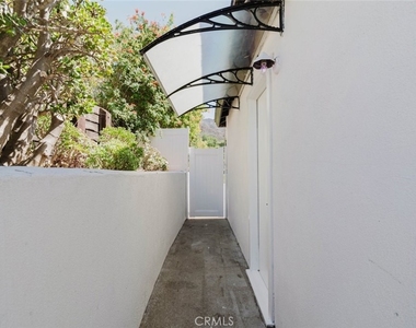 11017 Sevenhills Drive - Photo Thumbnail 17