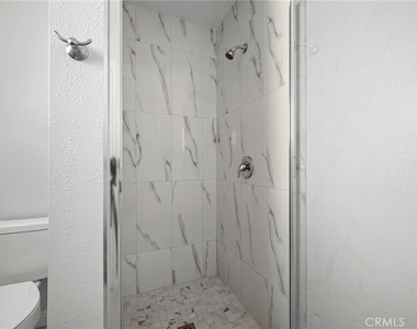6250 Vineland Avenue - Photo Thumbnail 11