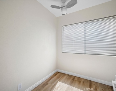 6250 Vineland Avenue - Photo Thumbnail 7