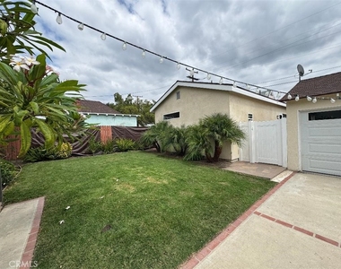 2712 Canada Boulevard - Photo Thumbnail 10