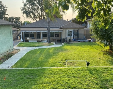 2812 N Myers - Photo Thumbnail 3