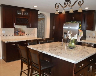 6600 Callicott Avenue - Photo Thumbnail 1