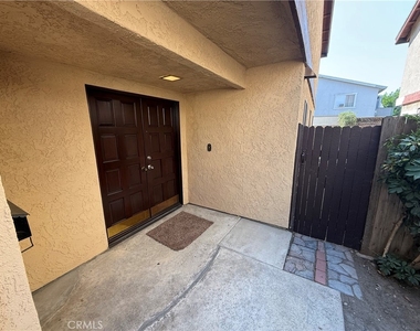 854 N Glassell Street - Photo Thumbnail 6