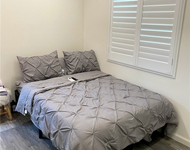 5482 Bonnie Street - Photo Thumbnail 8