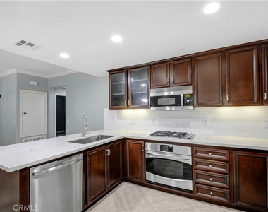 8426 Flora Lane - Photo Thumbnail 6