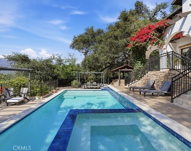 921 Monarch - Photo Thumbnail 48