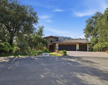 921 Monarch - Photo Thumbnail 3