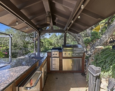 921 Monarch - Photo Thumbnail 56
