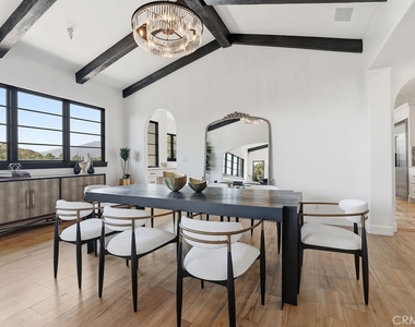 921 Monarch - Photo Thumbnail 19