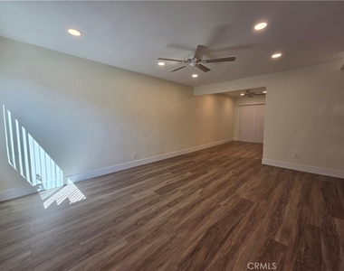 4545 Canoga Street - Photo Thumbnail 2