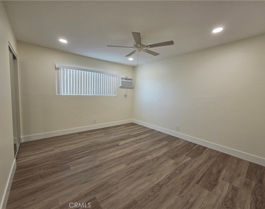 4545 Canoga Street - Photo Thumbnail 13