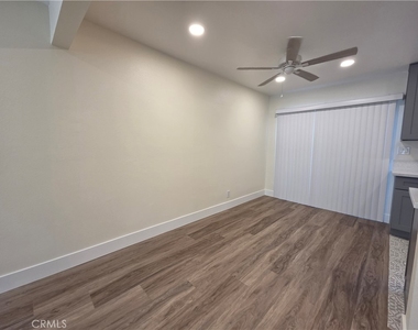 4545 Canoga Street - Photo Thumbnail 3