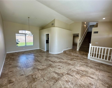 3680 N Live Oak - Photo Thumbnail 2