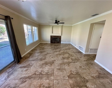 3680 N Live Oak - Photo Thumbnail 5