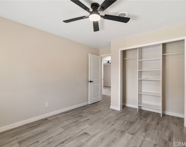 7420 Ivy Lane - Photo Thumbnail 19