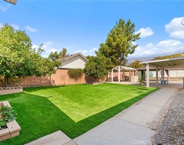 7420 Ivy Lane - Photo Thumbnail 29