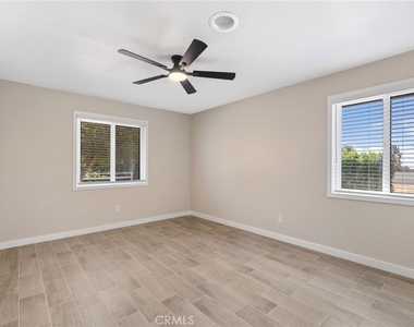 7420 Ivy Lane - Photo Thumbnail 23