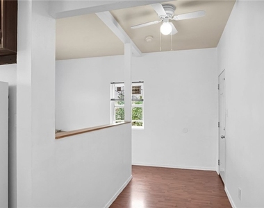 110 S Soto Street - Photo Thumbnail 6