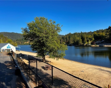 969 Fern Drive - Photo Thumbnail 28