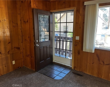 969 Fern Drive - Photo Thumbnail 3