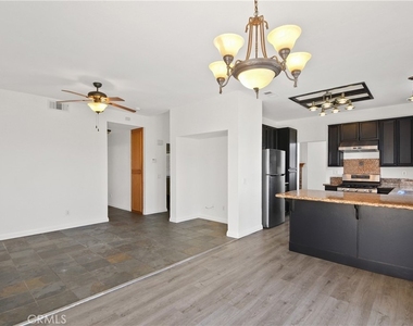 1253 Taft Lane - Photo Thumbnail 10