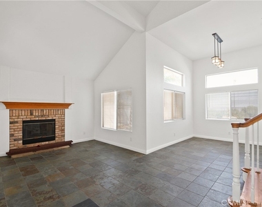 1253 Taft Lane - Photo Thumbnail 7