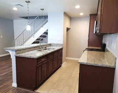 139 Sinclair Avenue - Photo Thumbnail 1