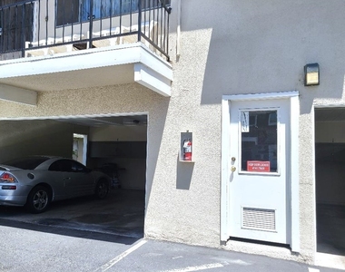 139 Sinclair Avenue - Photo Thumbnail 5