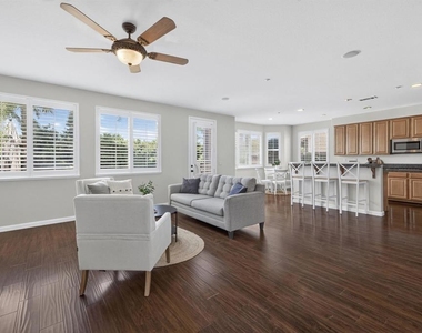 2651 Ranchwood Dr - Photo Thumbnail 13