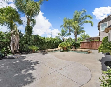 2651 Ranchwood Dr - Photo Thumbnail 4