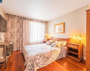 1304 Saddlehill Ln - Photo Thumbnail 31