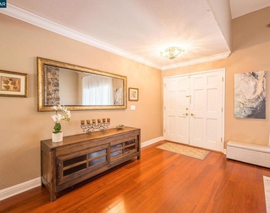 1304 Saddlehill Ln - Photo Thumbnail 5