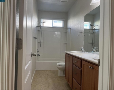 50 Sugarbush Ct - Photo Thumbnail 10