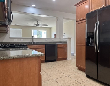 50 Sugarbush Ct - Photo Thumbnail 1