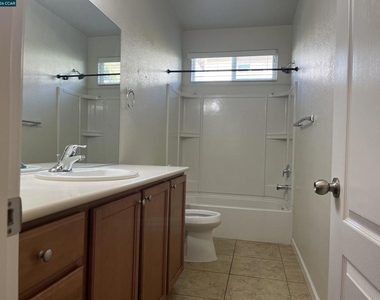 50 Sugarbush Ct - Photo Thumbnail 8