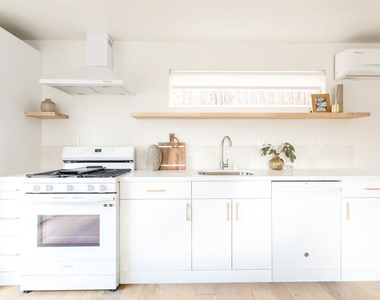 3615 3/4 Bellevue Avenue - Photo Thumbnail 9