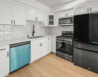2700 Larga Drive - Photo Thumbnail 10