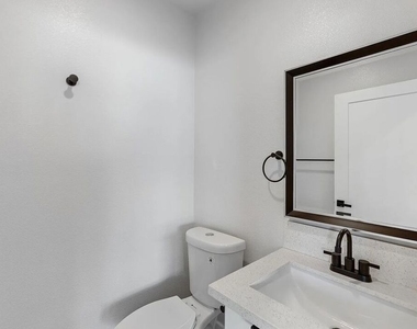 1724 Menlo Avenue - Photo Thumbnail 11