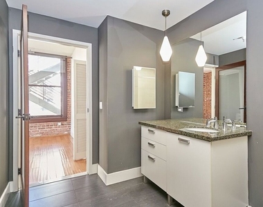 460 S Spring Street - Photo Thumbnail 10