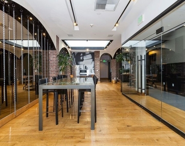 460 S Spring Street - Photo Thumbnail 16