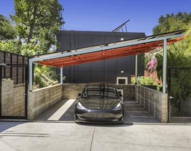 11462 Laurelcrest Road - Photo Thumbnail 32