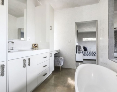 11462 Laurelcrest Road - Photo Thumbnail 17