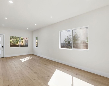 5915 Barton Avenue - Photo Thumbnail 2