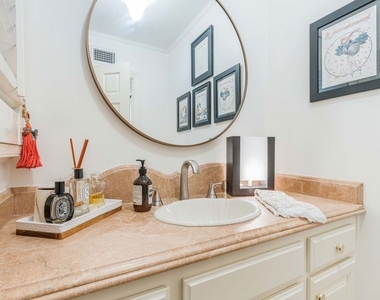13059 Addison Street - Photo Thumbnail 16