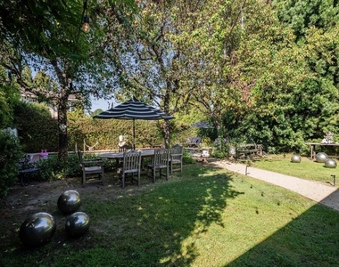 13059 Addison Street - Photo Thumbnail 24