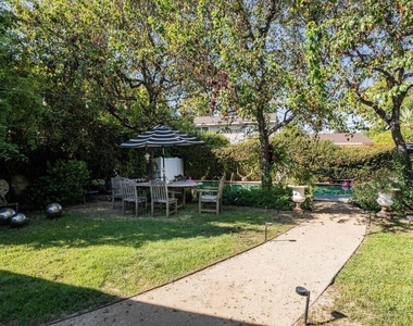 13059 Addison Street - Photo Thumbnail 25