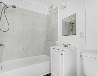 610 S Coronado Street - Photo Thumbnail 10