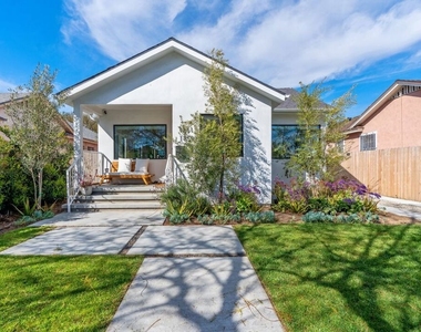 1861 W 38th Street - Photo Thumbnail 1