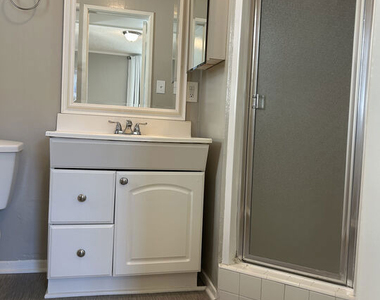 4068 Madison Avenue - Photo Thumbnail 18