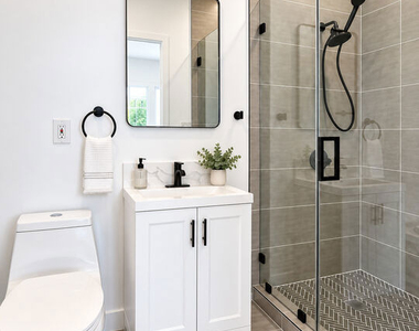 233 N Berendo Street - Photo Thumbnail 11
